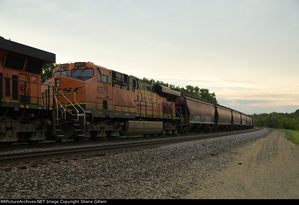 BNSF 6377